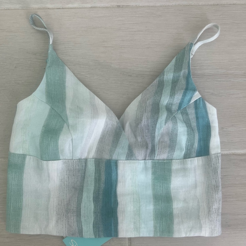 NWT Shore Brand blue multi XS crop top, adjustable straps, orig. $68